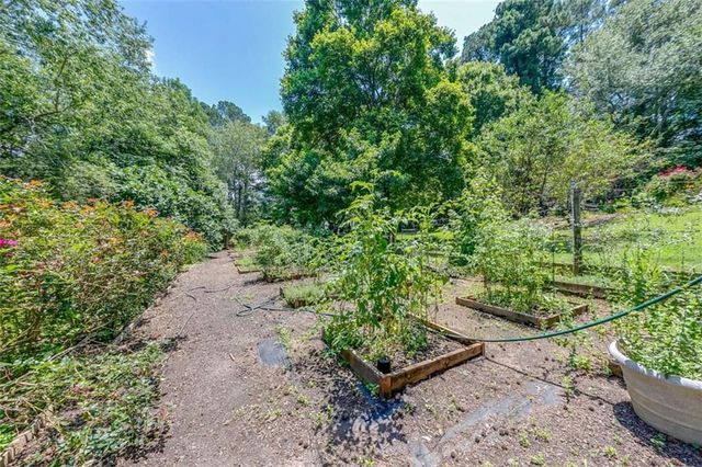 6180 Old Jefferson Road, Athens, GA 30607