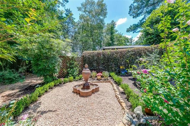 6180 Old Jefferson Road, Athens, GA 30607