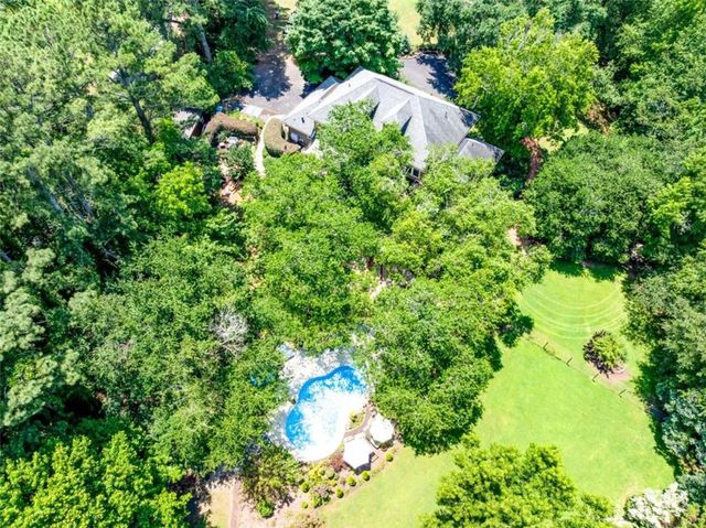 6180 Old Jefferson Road, Athens, GA 30607