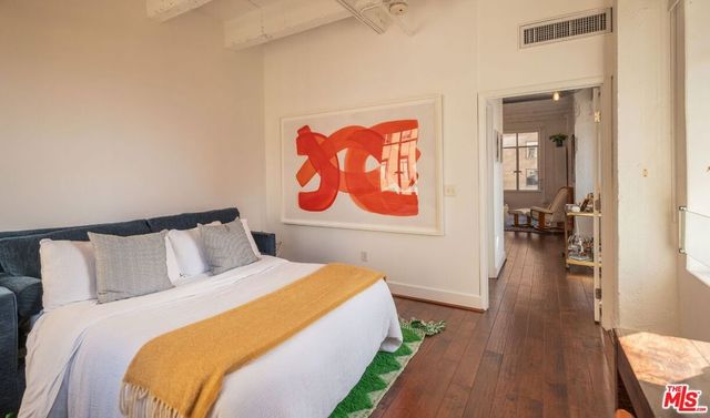 6253 Hollywood Boulevard 402, Los Angeles, CA 90028