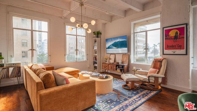 6253 Hollywood Boulevard 402, Los Angeles, CA 90028