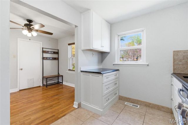 1550 Grant Road, Webster Groves, MO 63119