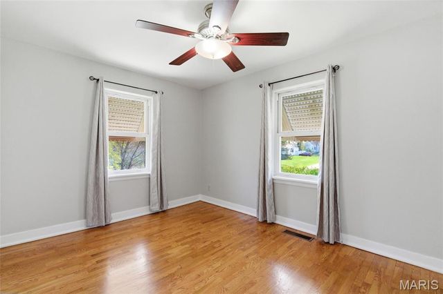 1550 Grant Road, Webster Groves, MO 63119