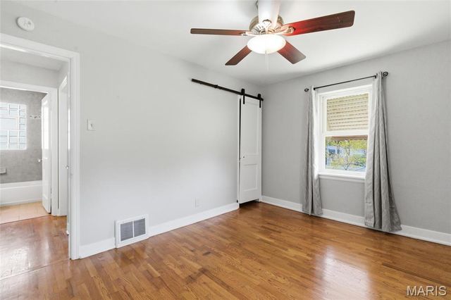 1550 Grant Road, Webster Groves, MO 63119