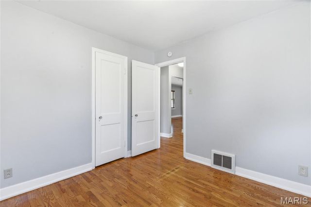 1550 Grant Road, Webster Groves, MO 63119