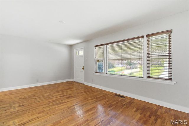 1550 Grant Road, Webster Groves, MO 63119