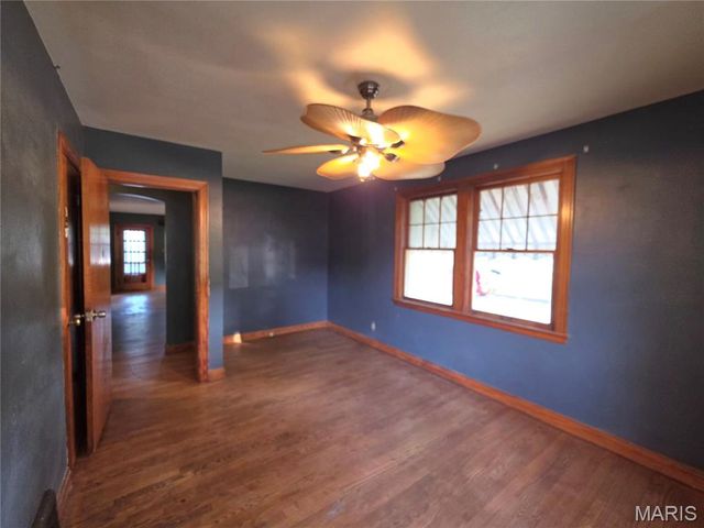 7 2nd Street, St Peters, MO 63376
