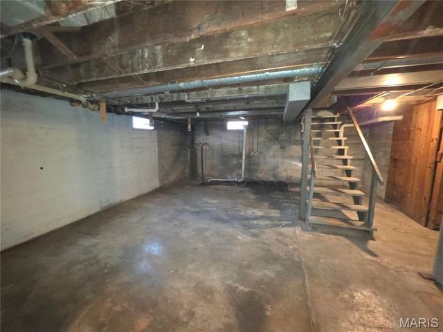 7 2nd Street, St Peters, MO 63376