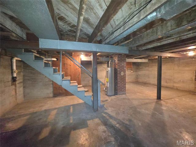 7 2nd Street, St Peters, MO 63376