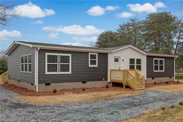 135 Hilton Road, Stokesdale, NC 27357