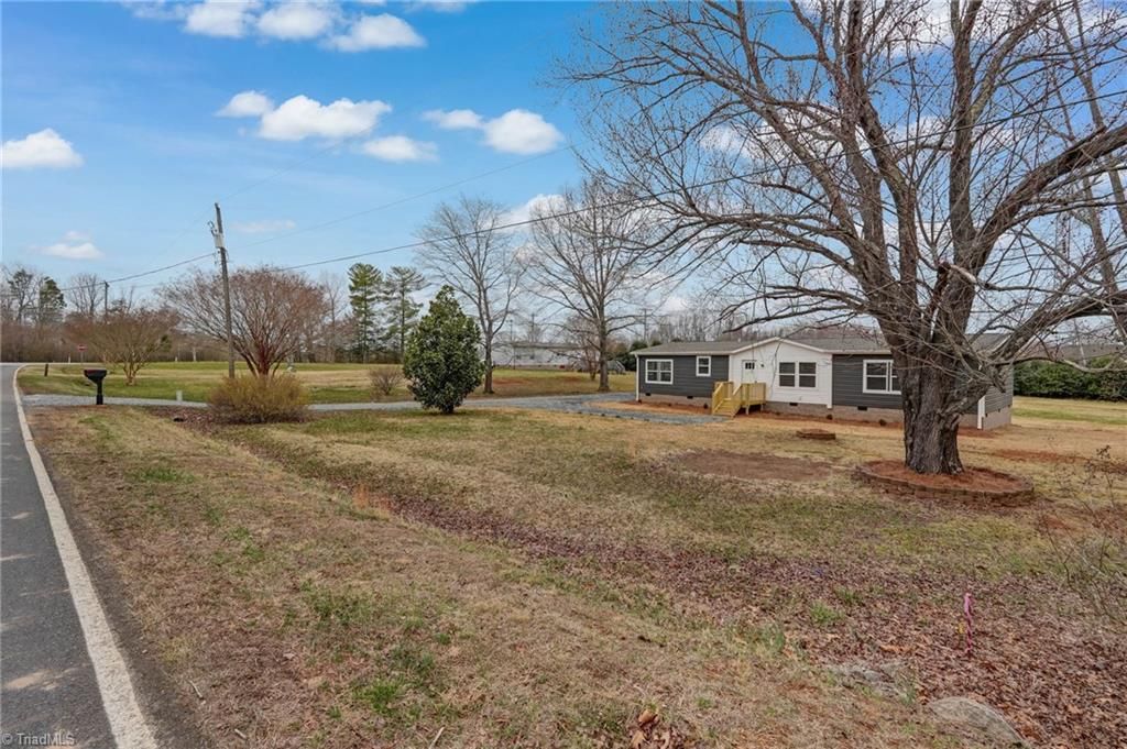 135 Hilton Road, Stokesdale, NC 27357