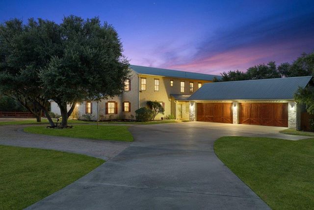 4401 Whirlwind CV, Spicewood, TX 78669