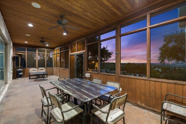 4401 Whirlwind CV, Spicewood, TX 78669
