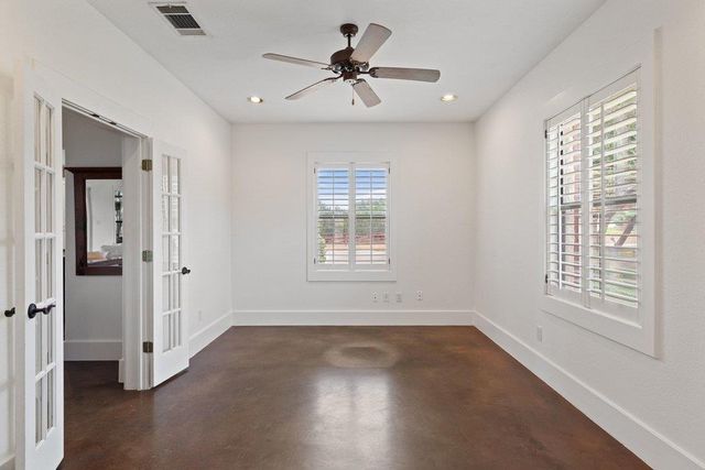 4401 Whirlwind CV, Spicewood, TX 78669