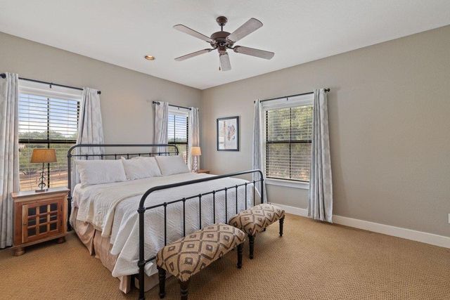 4401 Whirlwind CV, Spicewood, TX 78669