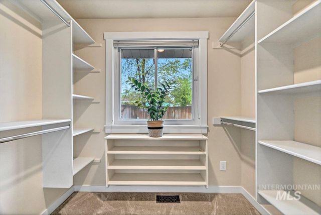 2920 N Arthur, Boise, ID 83703