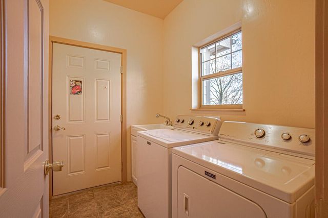 913 Bellview Avenue, Ashland, OR 97520