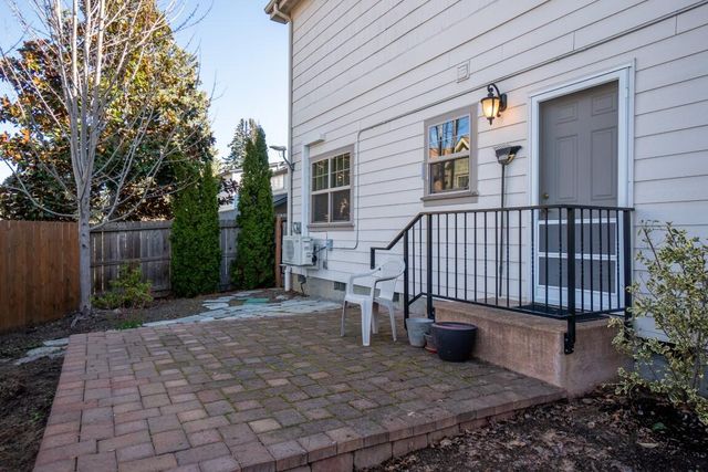 913 Bellview Avenue, Ashland, OR 97520