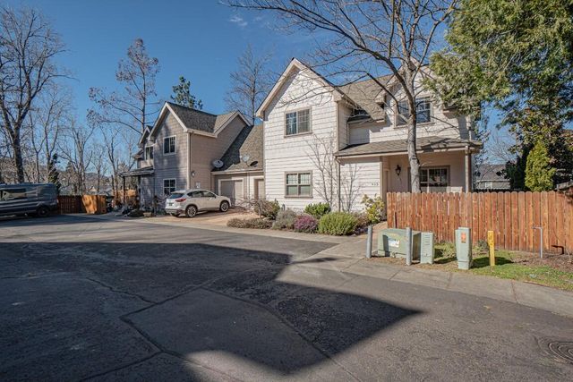 913 Bellview Avenue, Ashland, OR 97520