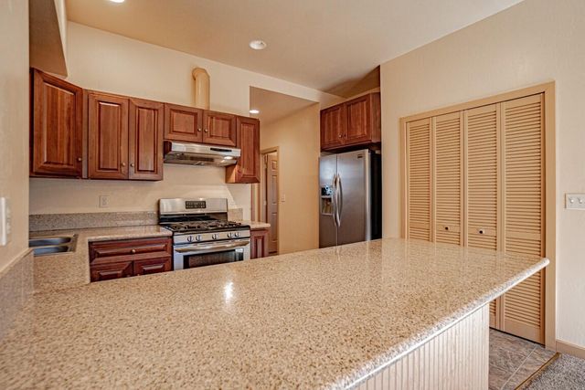 913 Bellview Avenue, Ashland, OR 97520