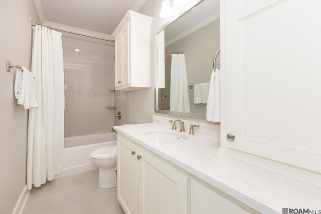 336 Sycamore Cir, Brusly, LA 70719