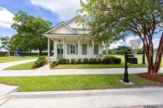 336 Sycamore Cir, Brusly, LA 70719