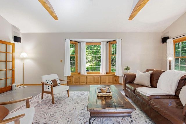 W342S4524 Moraine Hills DRIVE, Dousman, WI 53118
