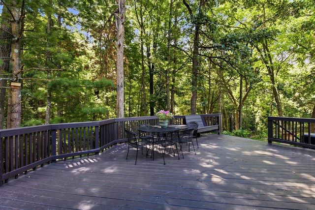 W342S4524 Moraine Hills DRIVE, Dousman, WI 53118