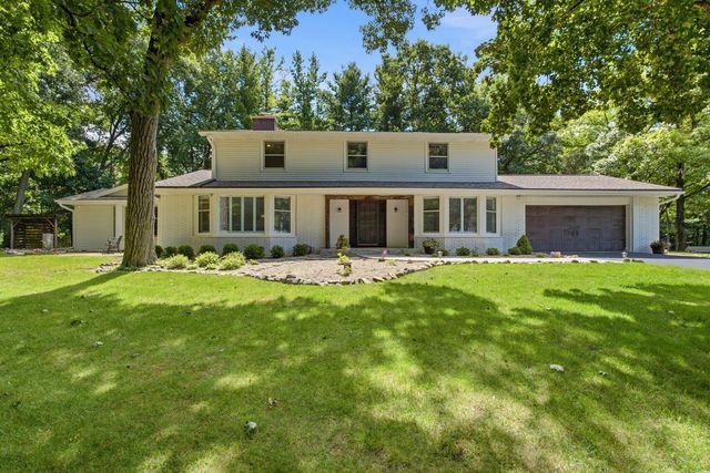 W342S4524 Moraine Hills DRIVE, Dousman, WI 53118