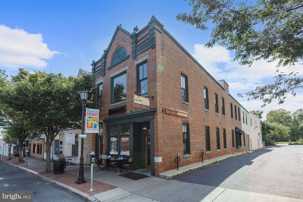 707 HUNTER WAY, Catonsville, MD 21228