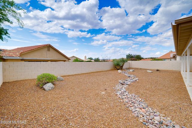 38230 S Elbow Bend Drive, Tucson, AZ 85739
