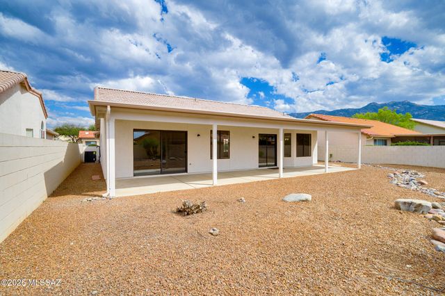 38230 S Elbow Bend Drive, Tucson, AZ 85739