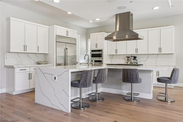 461 Vista Sunset Avenue, Las Vegas, NV 89138