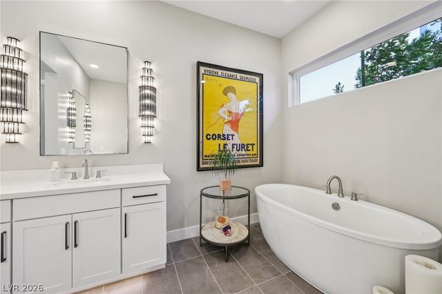 461 Vista Sunset Avenue, Las Vegas, NV 89138