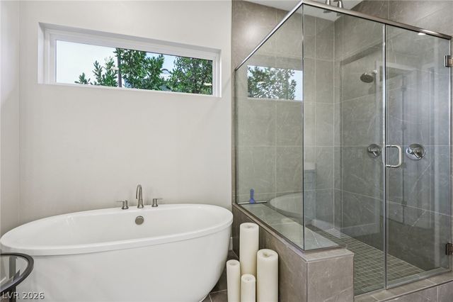 461 Vista Sunset Avenue, Las Vegas, NV 89138