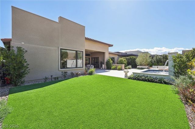 461 Vista Sunset Avenue, Las Vegas, NV 89138