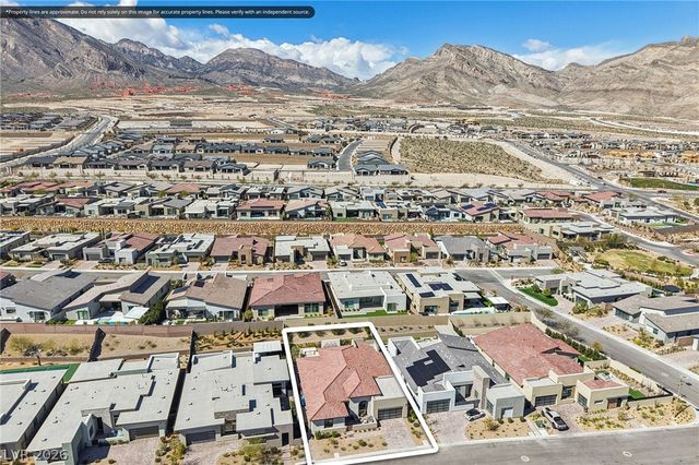 461 Vista Sunset Avenue, Las Vegas, NV 89138