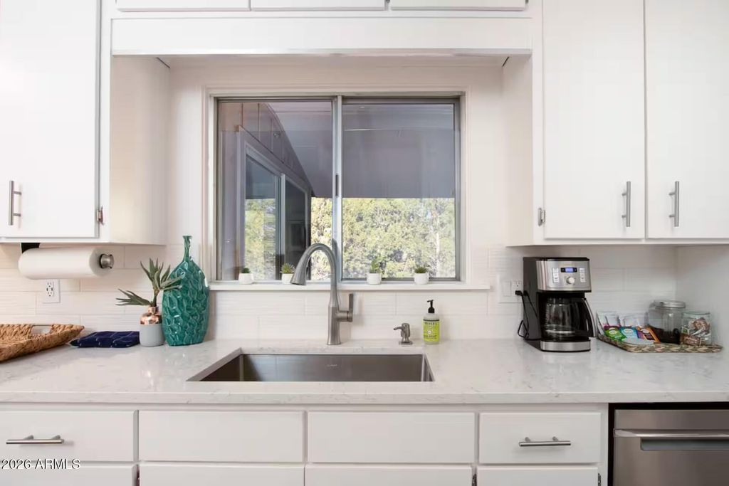 Image 16 of property listing at 30 Pony Soldier Circle, Sedona, AZ 86336