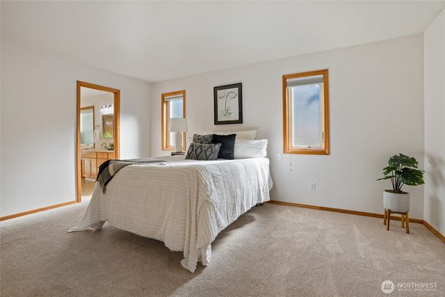 606 Tufts Avenue E, Port Orchard, WA 98366