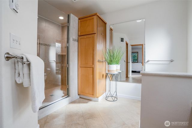 606 Tufts Avenue E, Port Orchard, WA 98366