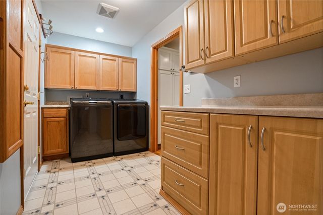 606 Tufts Avenue E, Port Orchard, WA 98366