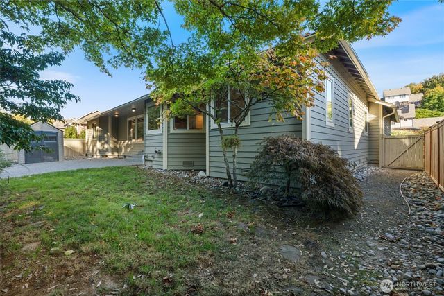 606 Tufts Avenue E, Port Orchard, WA 98366