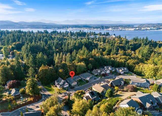 606 Tufts Avenue E, Port Orchard, WA 98366