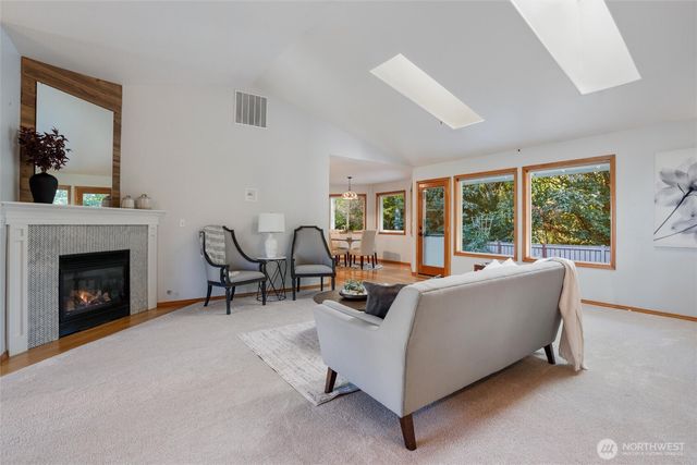 606 Tufts Avenue E, Port Orchard, WA 98366