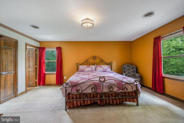 2065 SPOTSWOOD DR, Locust Grove, VA 22508