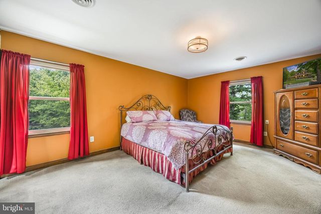 2065 SPOTSWOOD DR, Locust Grove, VA 22508