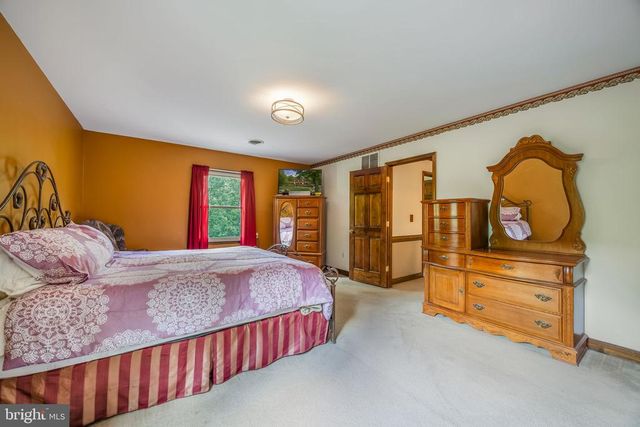 2065 SPOTSWOOD DR, Locust Grove, VA 22508