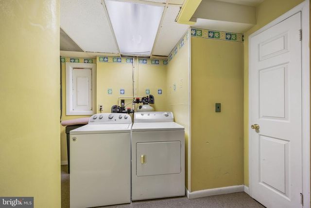 2065 SPOTSWOOD DR, Locust Grove, VA 22508