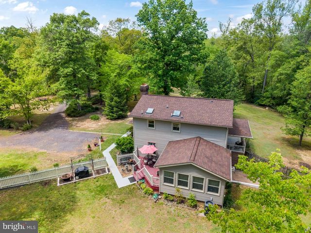 2065 SPOTSWOOD DR, Locust Grove, VA 22508