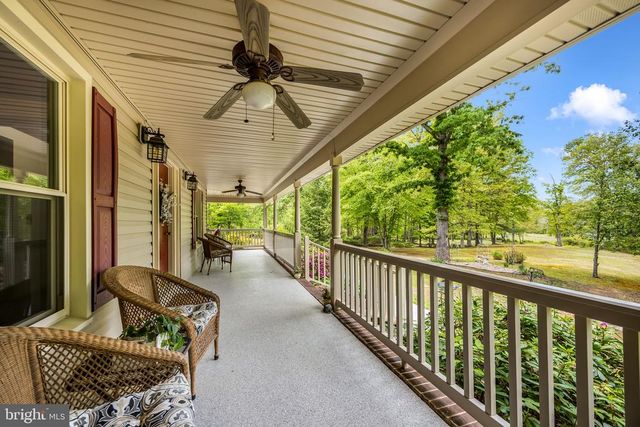 2065 SPOTSWOOD DR, Locust Grove, VA 22508